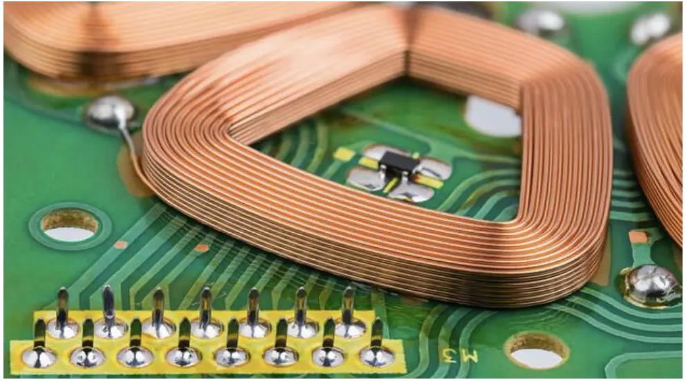 କେଉଁଠାରେ ଇଲେକ୍ଟ୍ରୋମ୍ୟାଗ୍ନେଟିକ୍ ତାର ତାର ରୋଲିଂ ମିଲ୍ ବ୍ୟବହୃତ ହୁଏ |